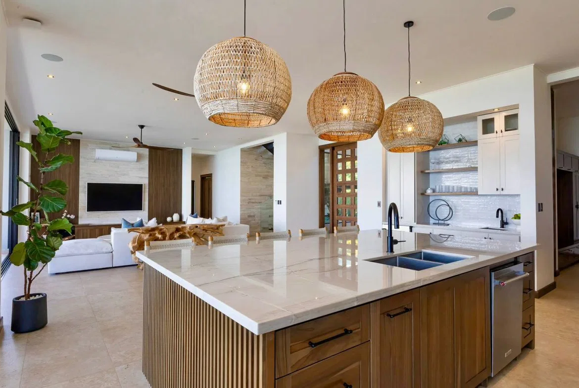 LUXURIOUS MASTERPIECE WITH FRONT ROW OCEAN AND COASTLINE VIEWS, photo 22
