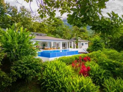 Casa Pacifica, Magnificas vistas al mar con 15 acres