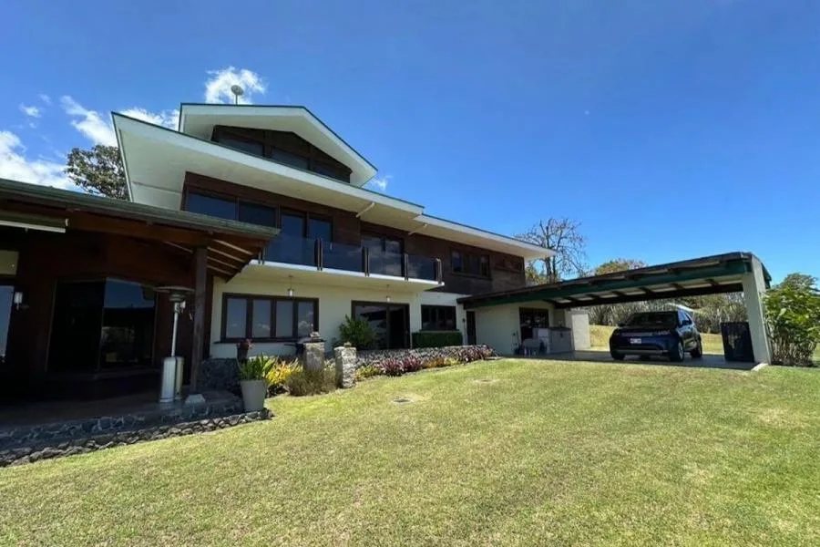 Complejo residencial con casas y apartamentos ideal para inversión y renta #26-741 GS - Venta en Montes de Oca, photo 15