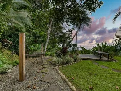 WHALE TAIL AND AMAZING OCEAN VIEWS 2 BEDROOM HOME FOR SALE, photo 32