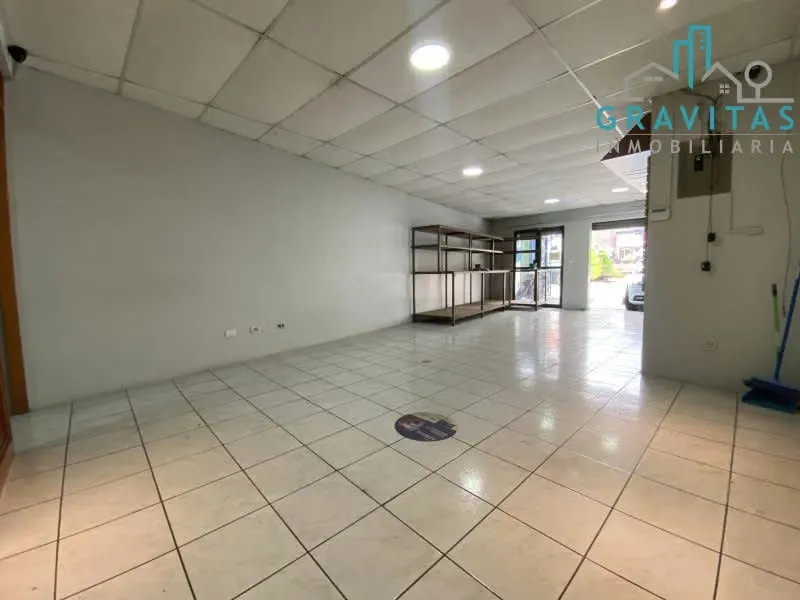 Commercial space for rent in San Joaquín de Flores, Heredia. Located across from the main street, just 100 meters from the National Bank and 800 meters from MasxMenos., photo 5