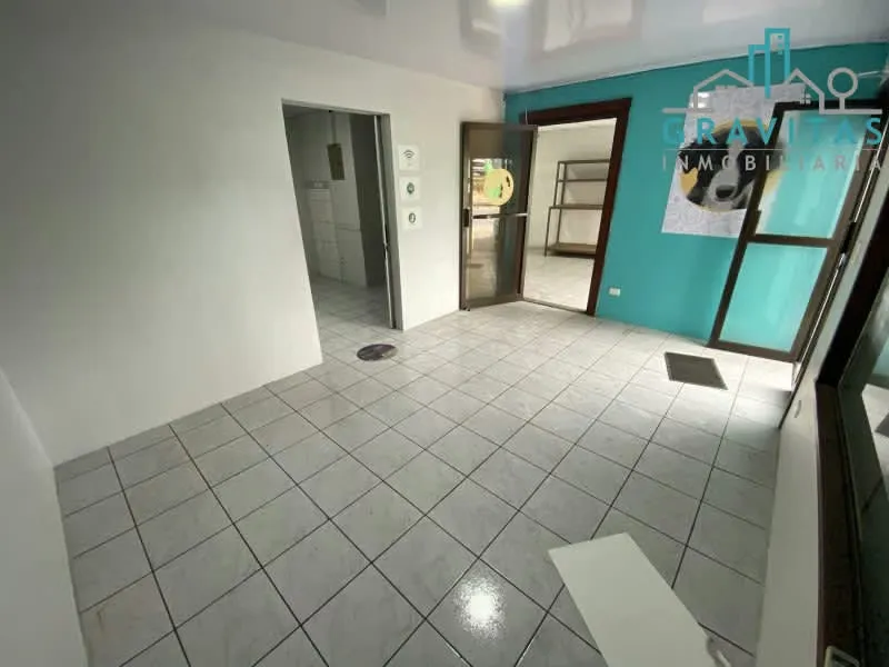 Commercial space for rent in San Joaquín de Flores, Heredia. Located across from the main street, just 100 meters from the National Bank and 800 meters from MasxMenos., photo 9