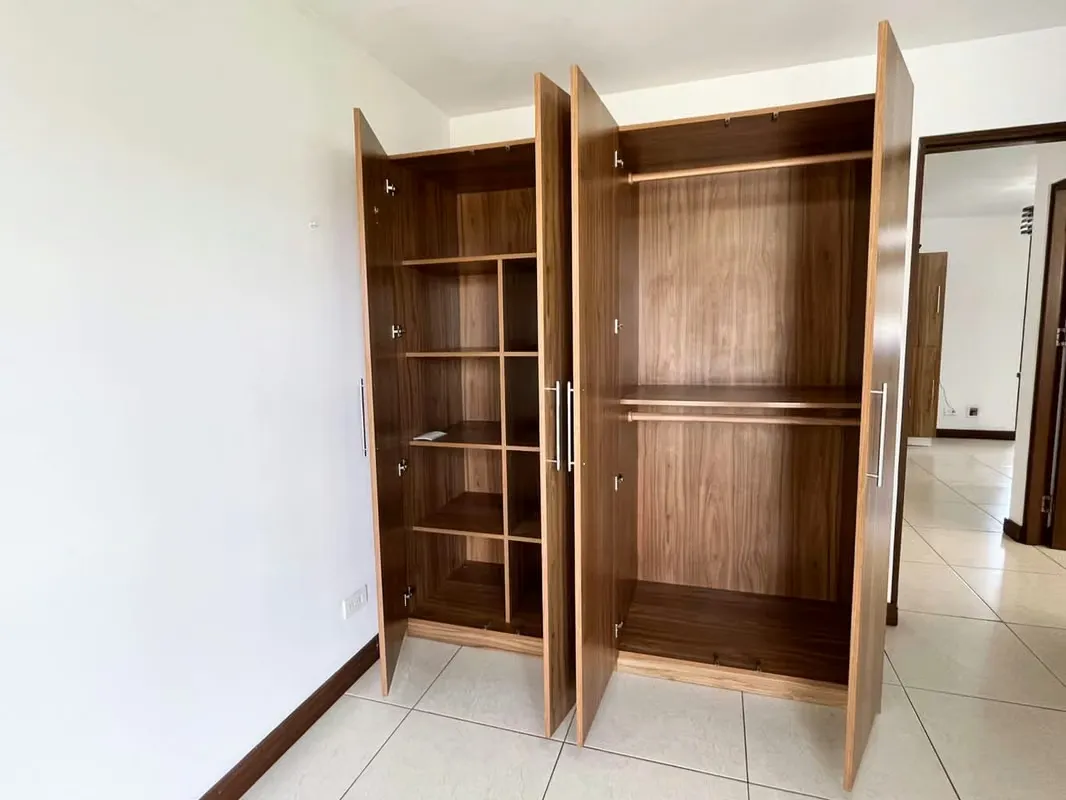 Le presentamos este acogedor apartamento ubicado en el Condominio Almendares, en San Sebastián. Un espacio moderno, con excelentes acabados, ideal para quienes buscan comodidad, y ..., photo 10