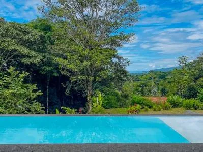 Casa armoniosa y moderna con piscina infinita, vista al mar, photo 2