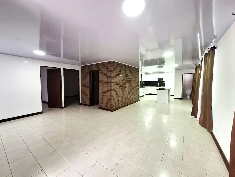 LARGE HOUSE OF A PLANT FOR SALE - PAGAS (MP 1282