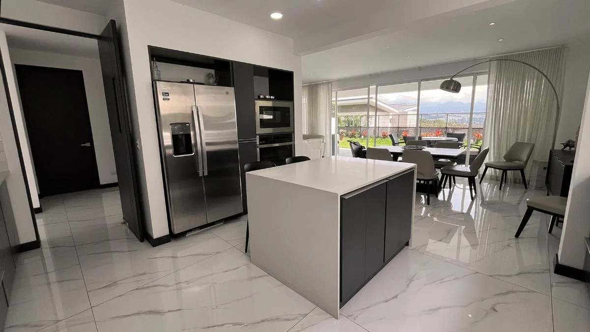 Se vende casa en Escazú San José 26-710 - Venta en Escazú