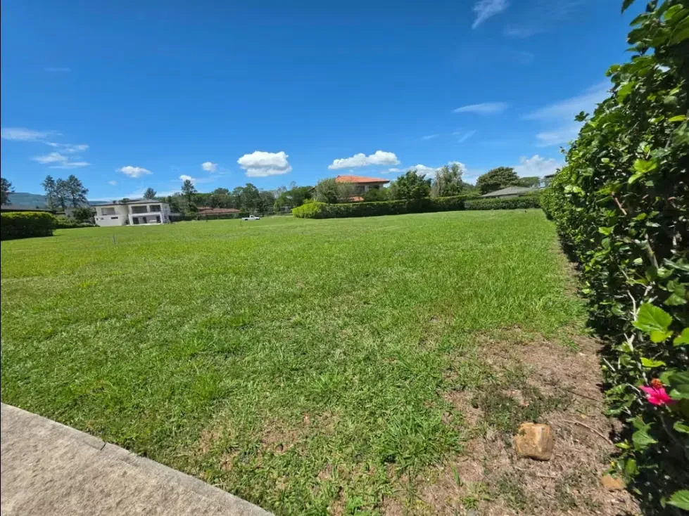 Venta de Hermoso Lote, Cuidad Hacienda Los Reyes, Condominio Los Manzanos, Guacima, Alajuela, photo 6