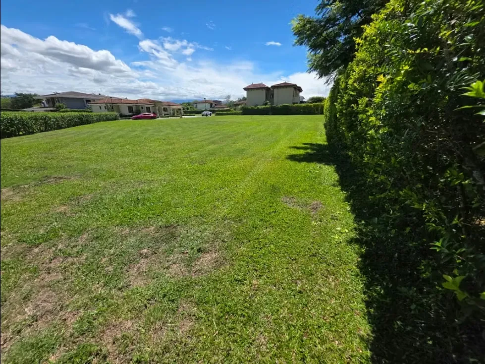 Venta de Hermoso Lote, Cuidad Hacienda Los Reyes, Condominio Los Manzanos, Guacima, Alajuela, photo 8