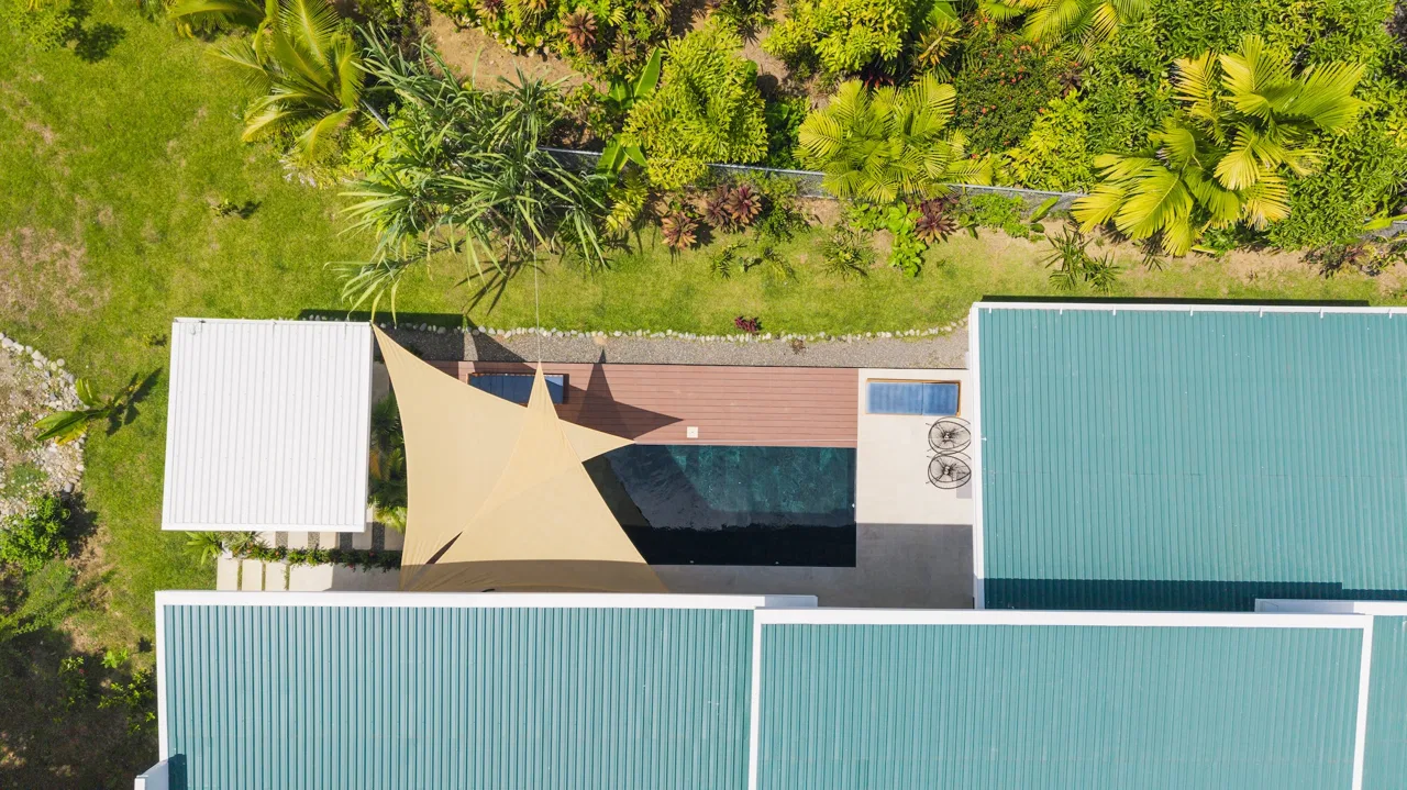 MODERN RESIDENCE WITH COMMERCIAL POTENTIAL STEPS FROM MARINO BALLENA, IN BAHIA BALLENA – 0.31 ACRES, photo 2