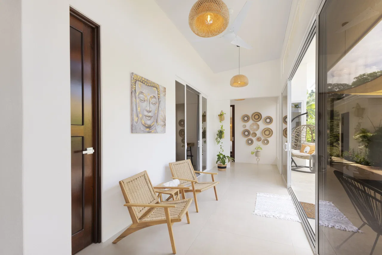 MODERN RESIDENCE WITH COMMERCIAL POTENTIAL STEPS FROM MARINO BALLENA, IN BAHIA BALLENA – 0.31 ACRES, photo 15