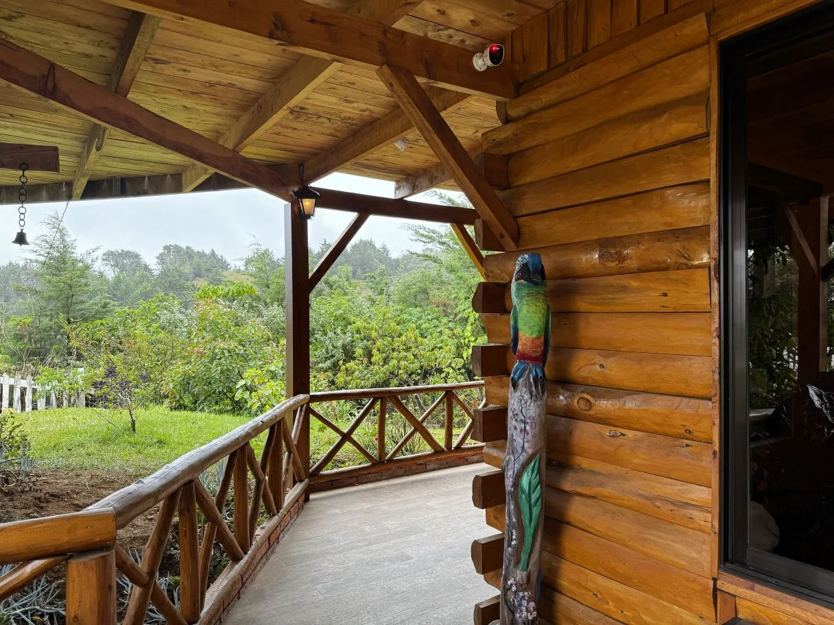 New European-Inspired Cabin for Sale in El Jardín de Dota | 1,002 m² Lot, photo 7