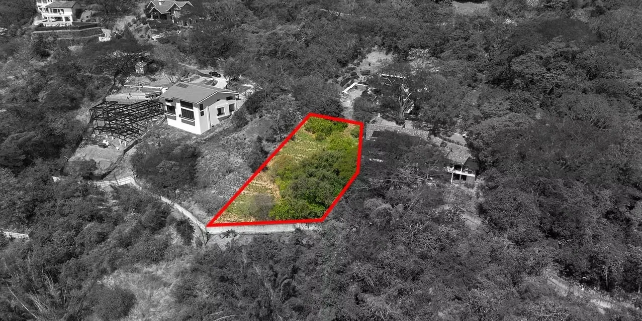 Elevated land lot in gated Villa Real, Santa Ana, with scenic nature views, top security, clubhouse, pool, and sports courts, near Route 27, Costa Rica., photo 2