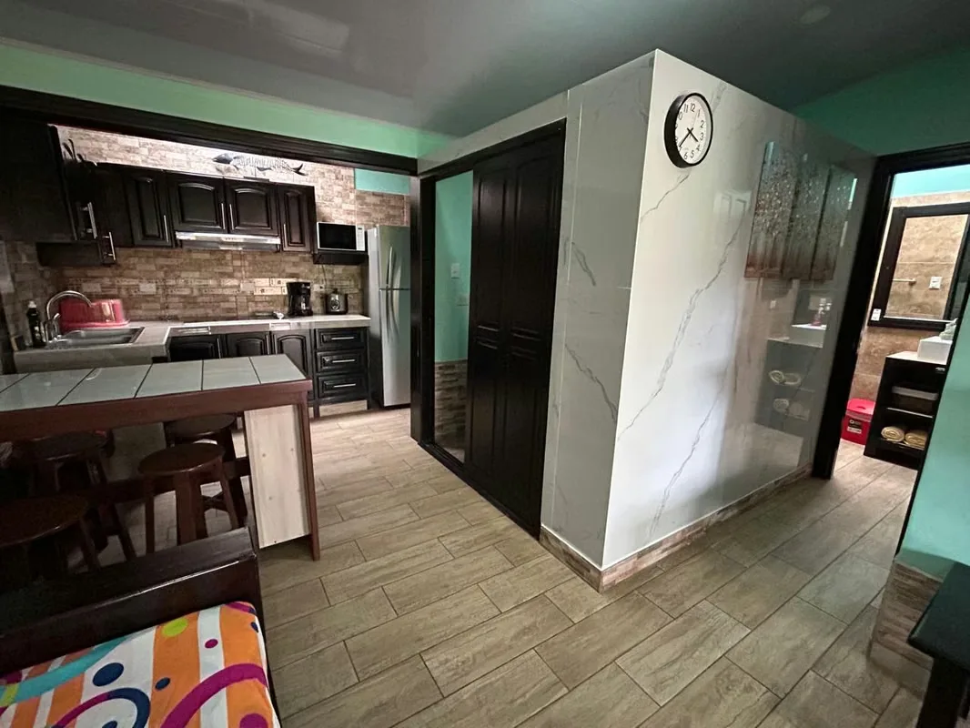 A solo 200 metros de la Playa y muy cerca de área comercial de Jaco donde encontrara restaurantes, tiendas, ferreterías, se vende este Condominio Amueblado., photo 13