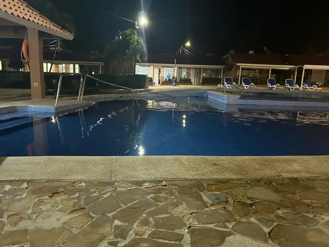 A solo 200 metros de la Playa y muy cerca de área comercial de Jaco donde encontrara restaurantes, tiendas, ferreterías, se vende este Condominio Amueblado., photo 7