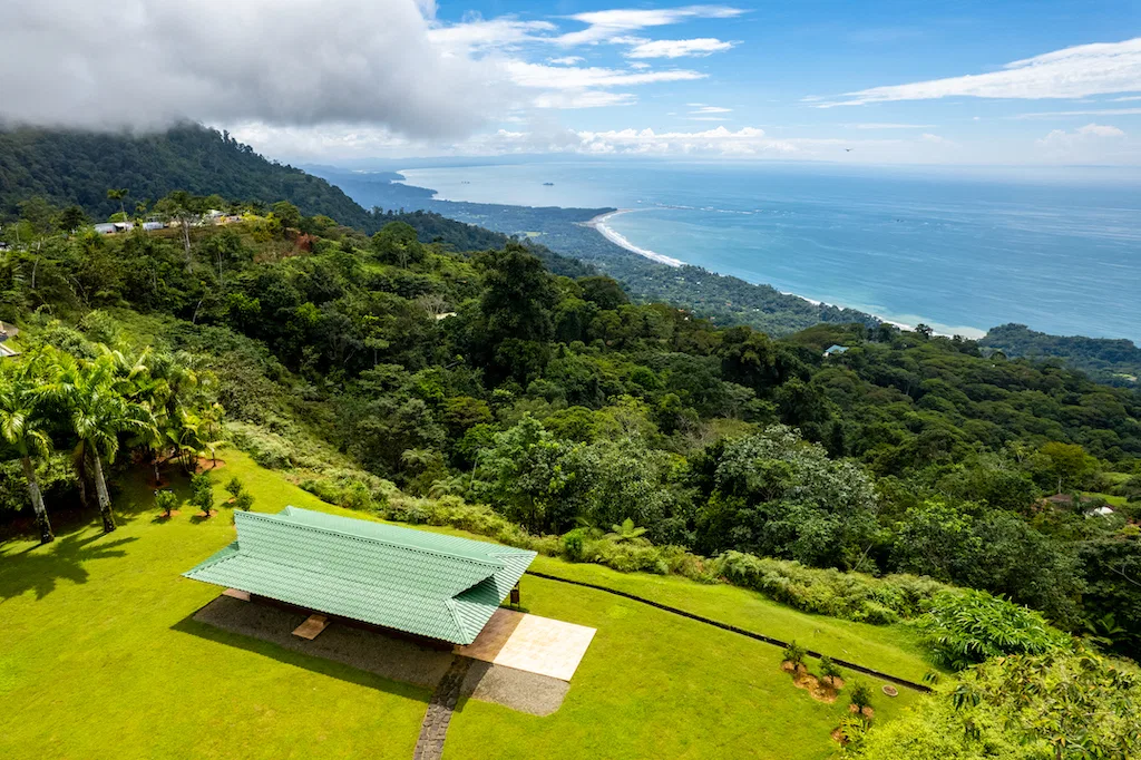 Whales Tail and Sunset Views Lot  With Greenhouse – 2.5 Acres, photo 3