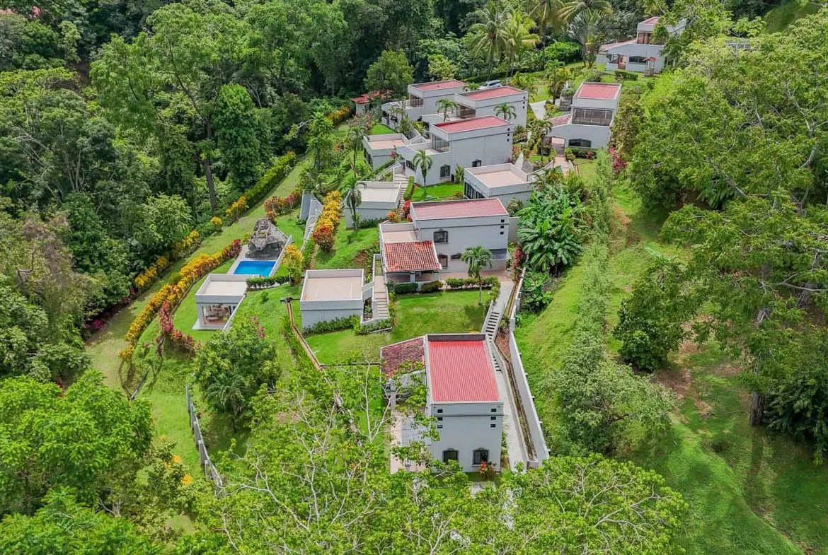 CONDOMINIUM WITH THREE BEDROOM VILLA IN TRES RIOS – 0.02 ACRES, photo 2