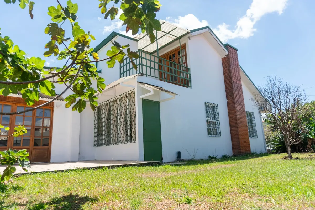 House for Sale in San Pedro, UCR Area – 6 Bedrooms, photo 11