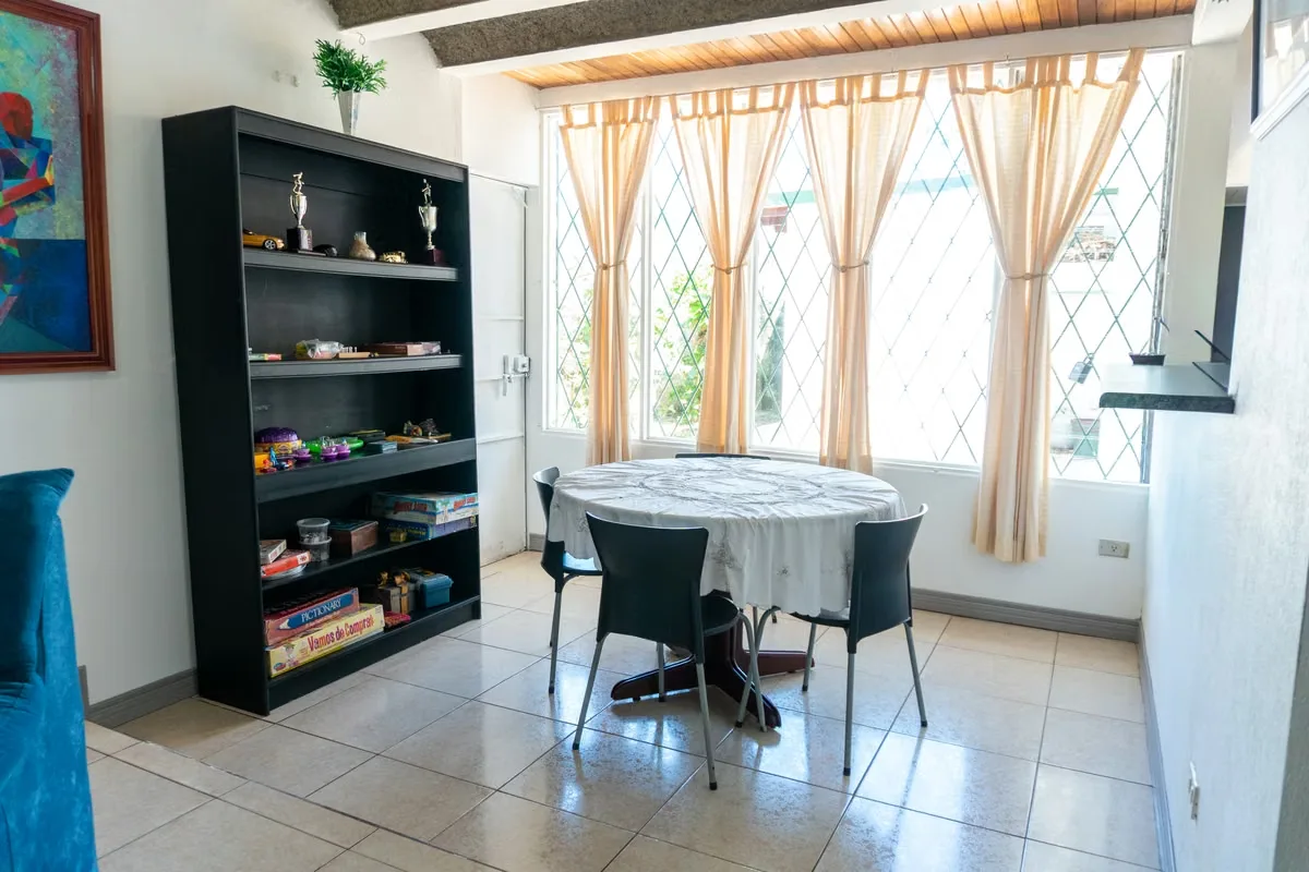 House for Sale in San Pedro, UCR Area – 6 Bedrooms, photo 9