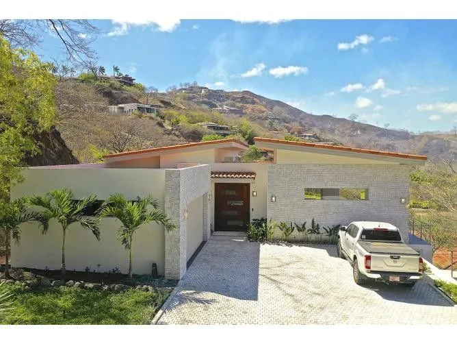 3 Bedroom House for Sale in Carrillo, Guanacaste for $849,000, photo 3
