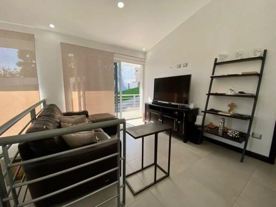 Venta de casa en condominio Altos del Oeste GB - Venta en Santa Ana, photo 5