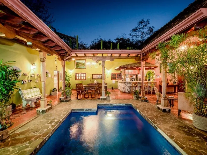 11 Bed Hotel / Leisure For Sale in Tamarindo, photo 8
