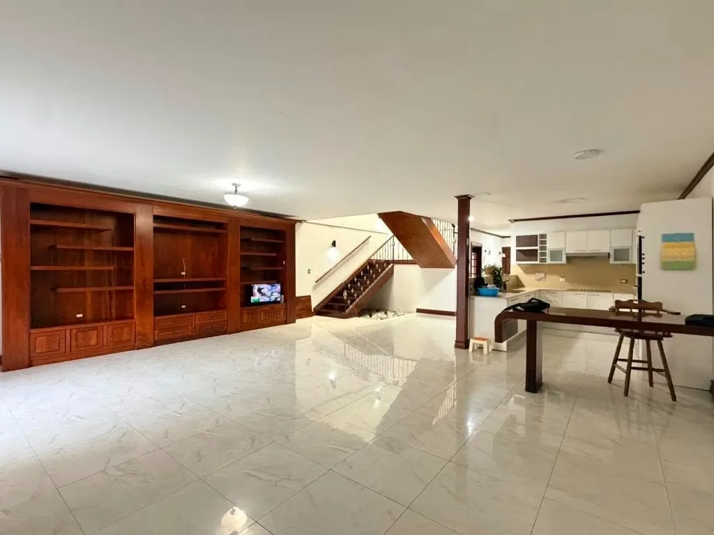 House for Sale in Sabana