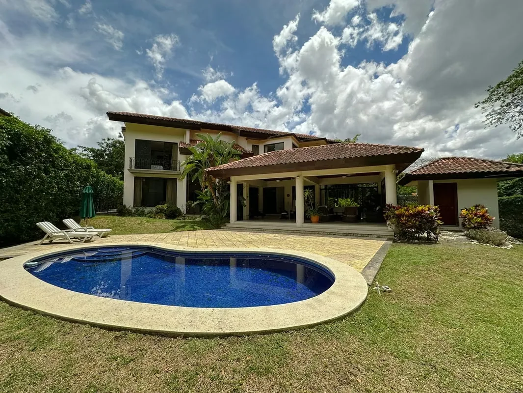 HOUSE FOR SALE IN VALLE DEL SOL GOLF VIEW