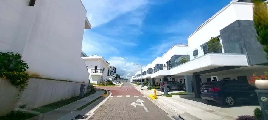 TERRENO EN VENTA EN GRANADILLA, CURRIDABAT RAH 233412  - Venta en Granadilla, photo 3