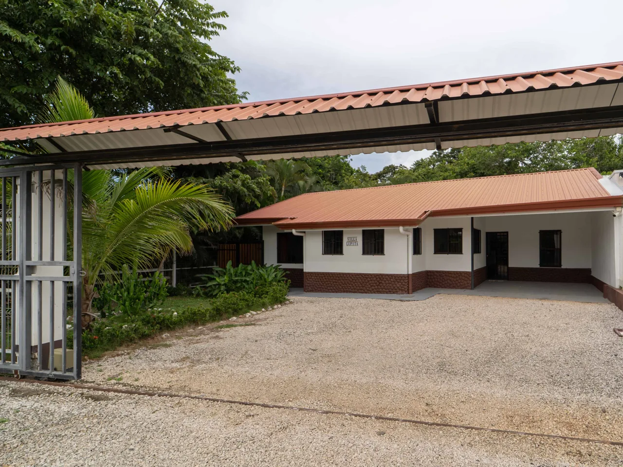Villa Lupita - 3BR House with Pool in Carrillo, photo 2