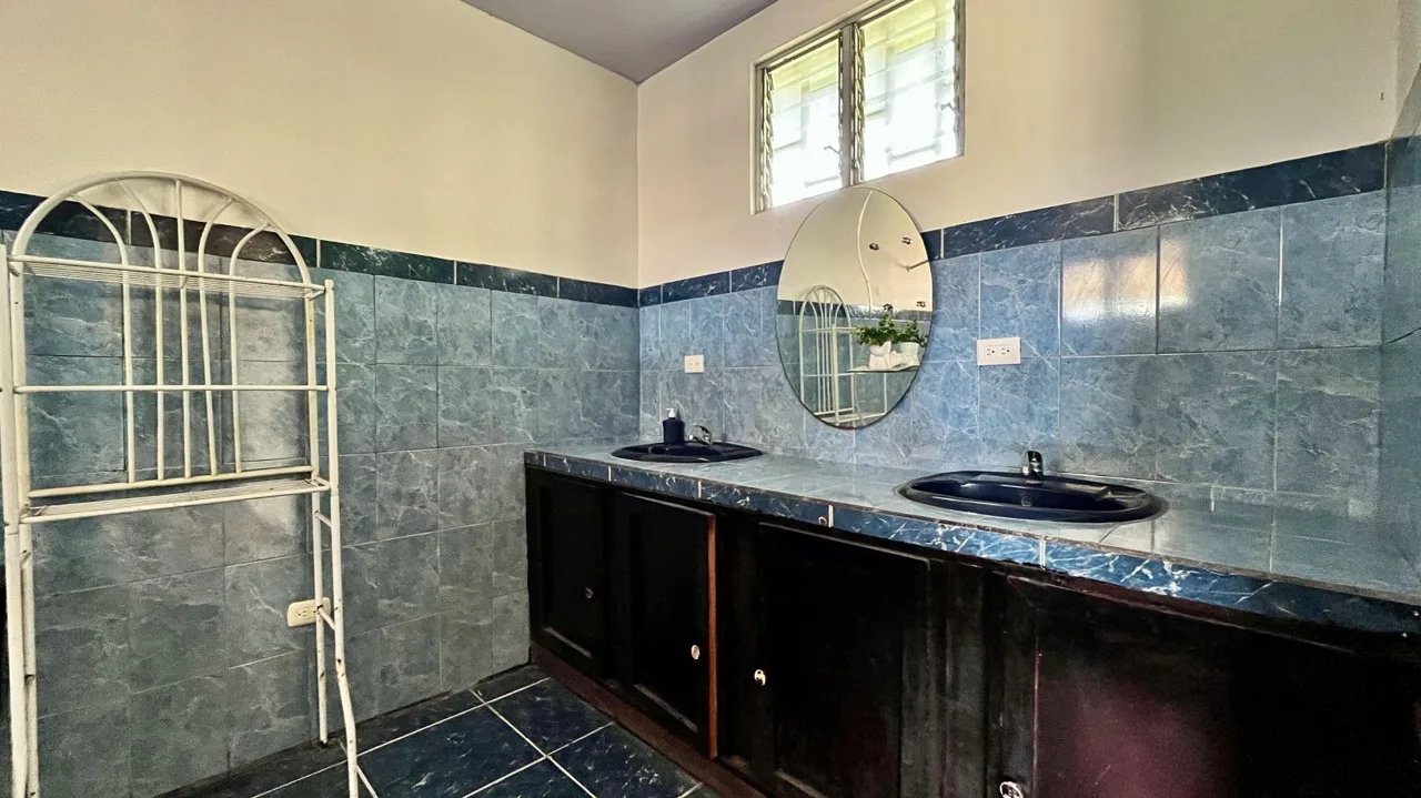 For Sale: House with 2093 m² Lot and Independent Apartment in Palma Coco, Palmares – Strategic Location Close to Commercial Areas, photo 11