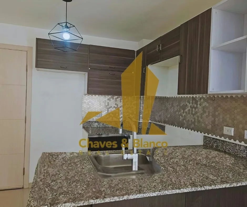 This beautiful condominium apartment in Lagunilla, Heredia offers comfort, security, and outstanding ...