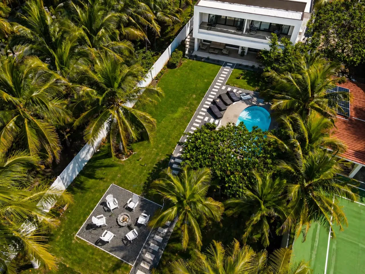 Exclusive Oceanfront Beach House for Sale in Tivives, Costa Rica - RE/MAX Tierra de Oro