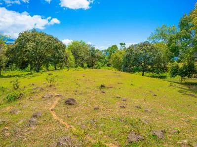 Lot 21 for Sale in Ojochal – Spacious Mountain Views, Ready to Build in Costa Rica, photo 6
