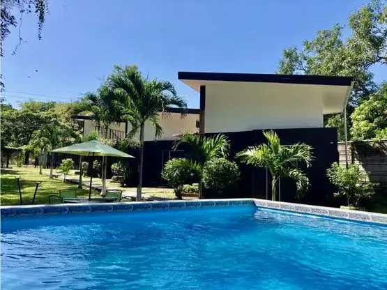 This impressive property for sale in Punta Arenas, Lagunillas, Costa Rica, offers a truly unique experience. With a total area of 1309 square meters, the property ...