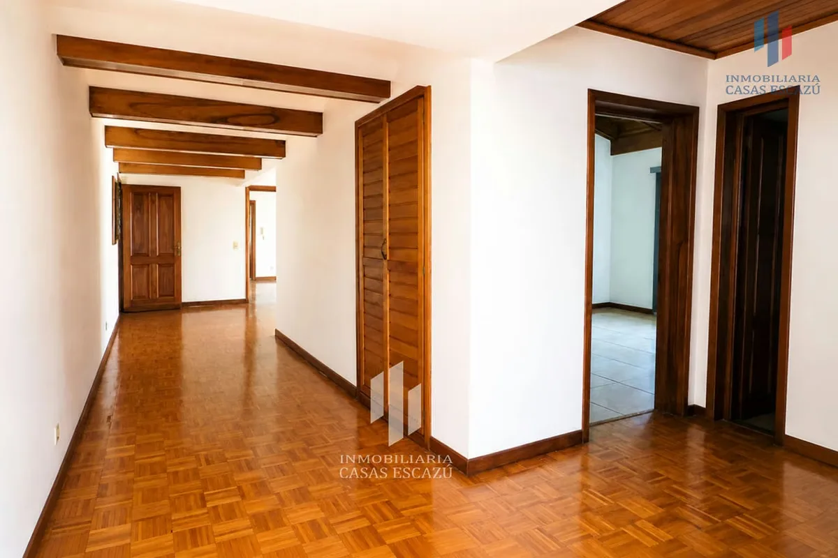 Bella Casa con amplia construcción y áreas sociales, funcional para oficinas, restaurant, bufete de abogados, casa de cuido para el adulto mayor, wellness center, fisioterapia, ..., photo 11