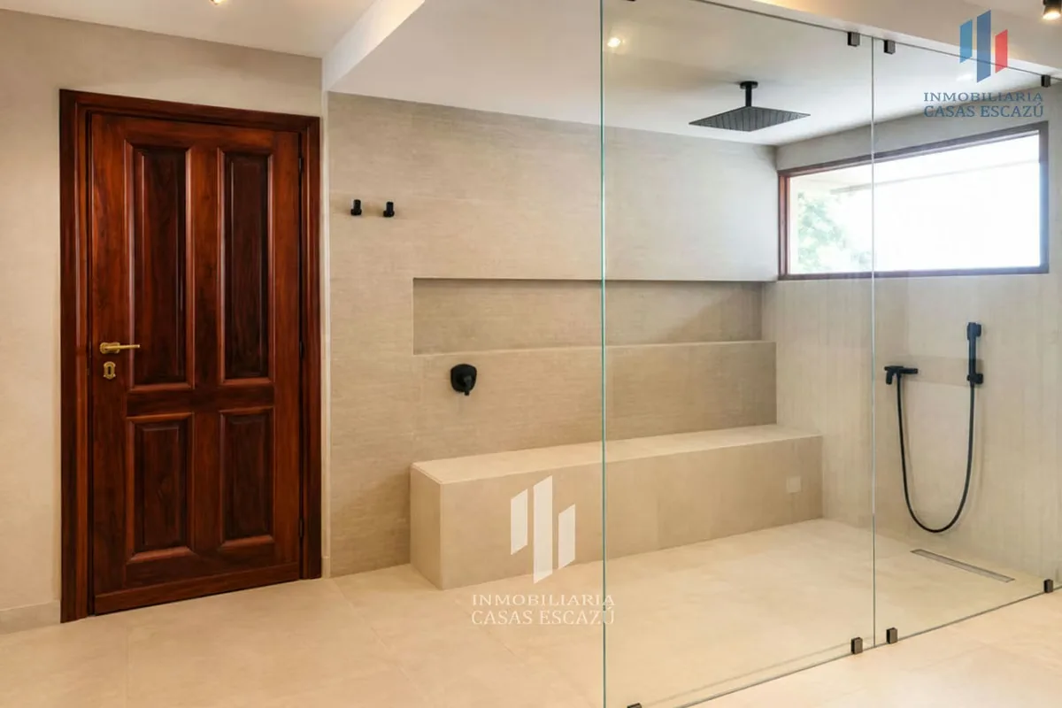 Bella Casa con amplia construcción y áreas sociales, funcional para oficinas, restaurant, bufete de abogados, casa de cuido para el adulto mayor, wellness center, fisioterapia, ..., photo 13