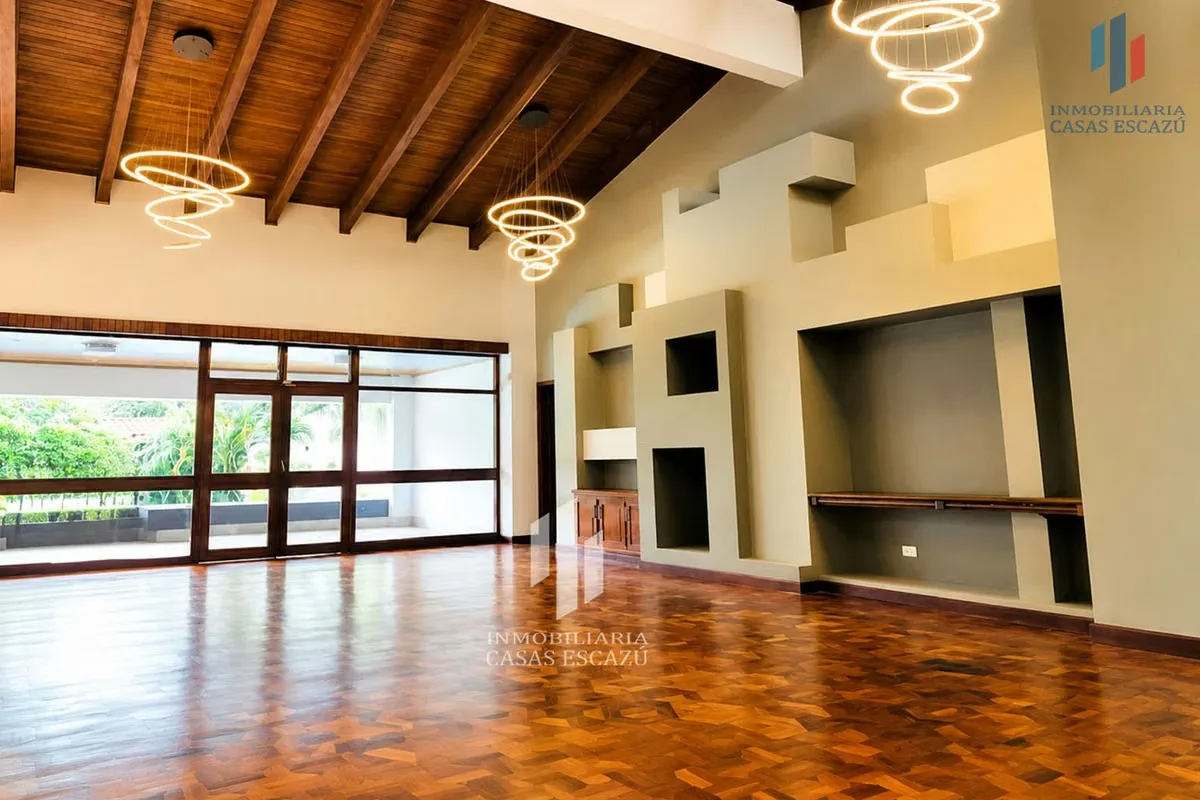 Bella Casa con amplia construcción y áreas sociales, funcional para oficinas, restaurant, bufete de abogados, casa de cuido para el adulto mayor, wellness center, fisioterapia, ..., photo 4