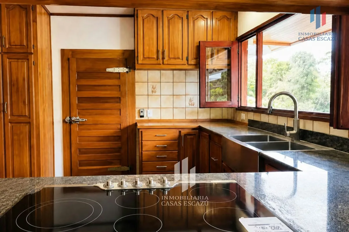 Bella Casa con amplia construcción y áreas sociales, funcional para oficinas, restaurant, bufete de abogados, casa de cuido para el adulto mayor, wellness center, fisioterapia, ..., photo 9