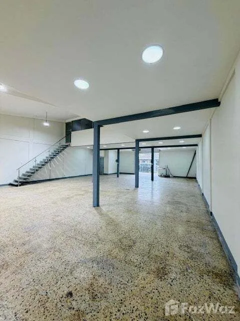 Retail space for Sale at Goicochea for $300,000, photo 4