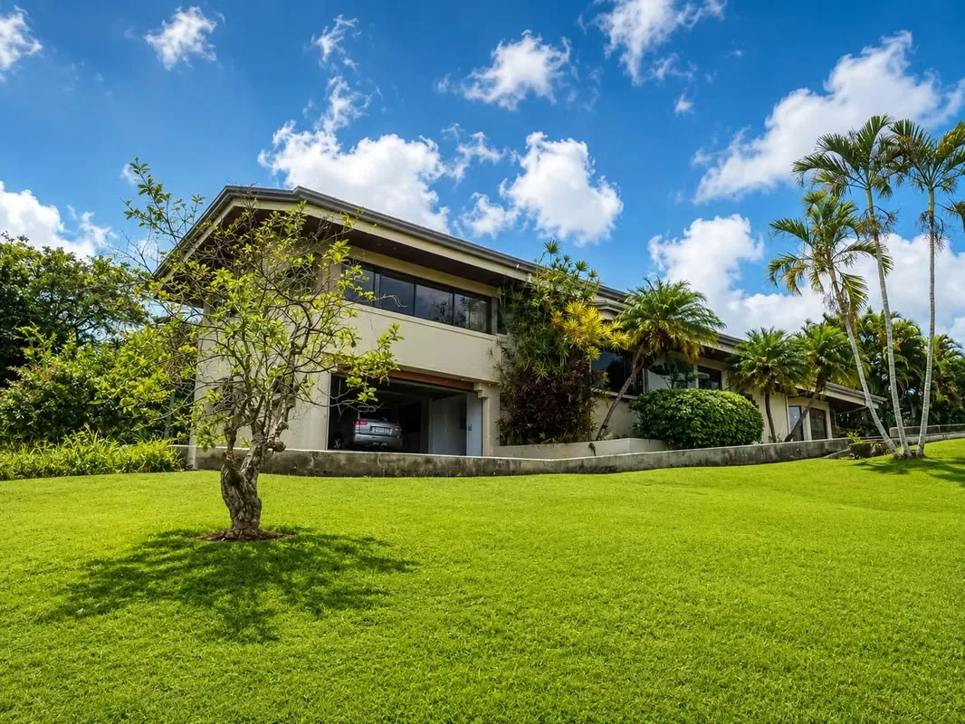 AMPLIA CASA EN VENTA – SAN RAFAEL DE HEREDIA