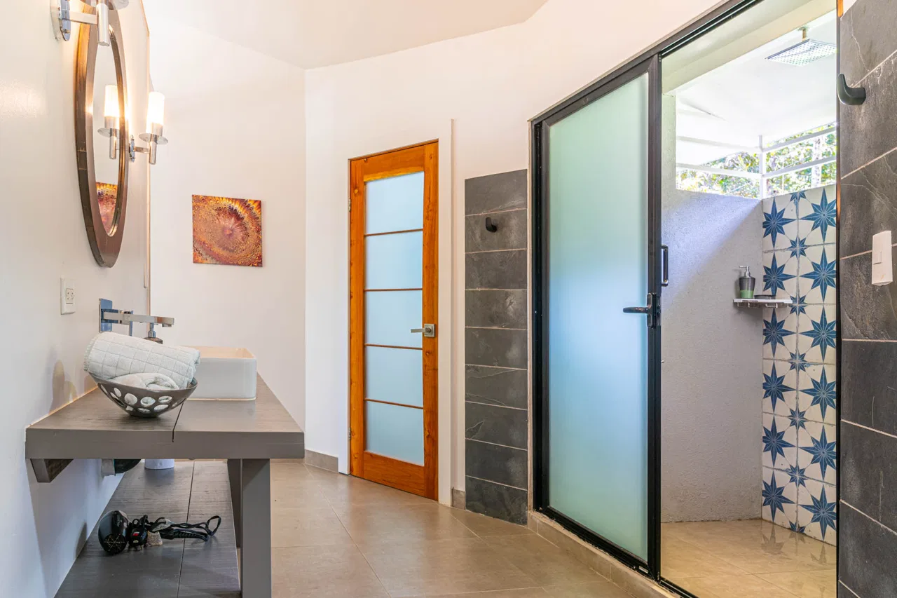 Estate Property in Escaleras, Multi-Use, Residential/HOTEL/Commercial, photo 26