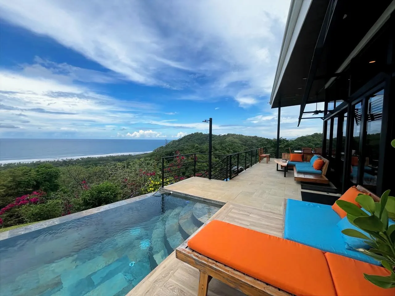 Casa Mariposa - Architectural Ocean View Estate with Infinity Pool