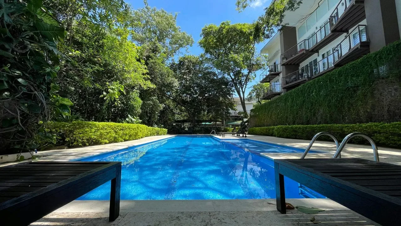 Apartamento 2 habitaciones ,Ubicado en Condominio San Nicolás de Bari, en Río Oro, Santa Ana — una zona residencial tranquila y de fácil acceso, a minutos del Forum Business Park y ...