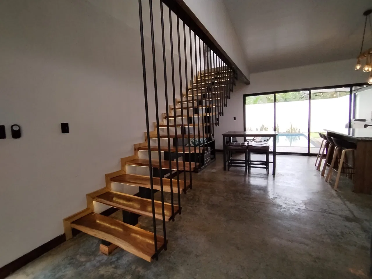 TWO-STORY 3-BEDROOM COMTEMPORARY HOME CLOSE TO THE WHALE TAIL, photo 11