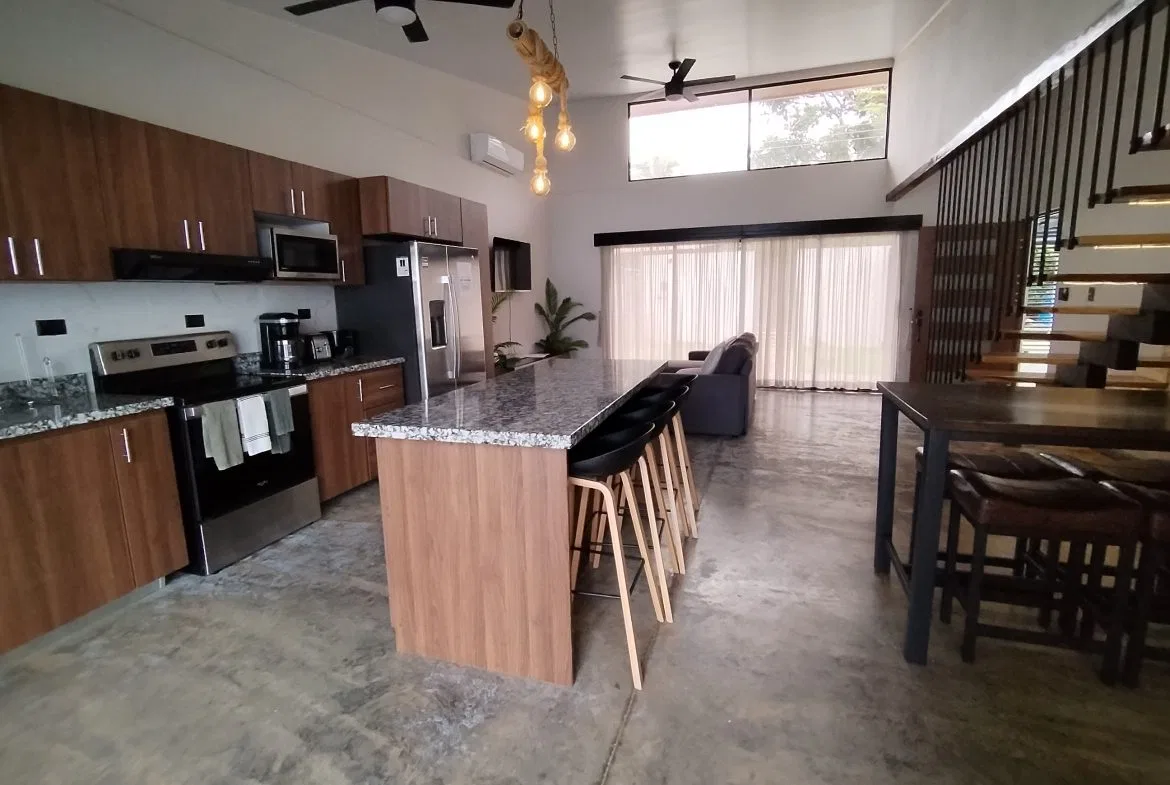 TWO-STORY 3-BEDROOM COMTEMPORARY HOME CLOSE TO THE WHALE TAIL, photo 14