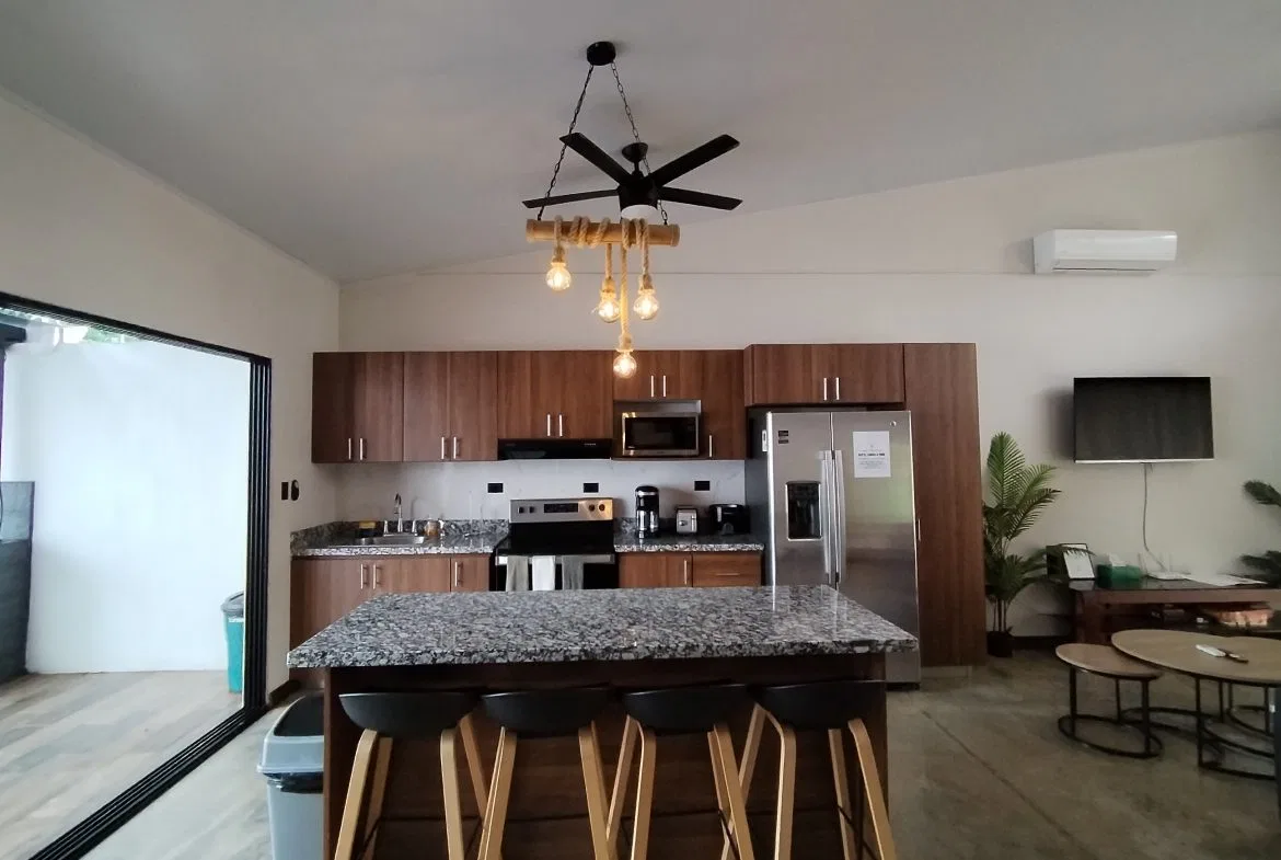 TWO-STORY 3-BEDROOM COMTEMPORARY HOME CLOSE TO THE WHALE TAIL, photo 4