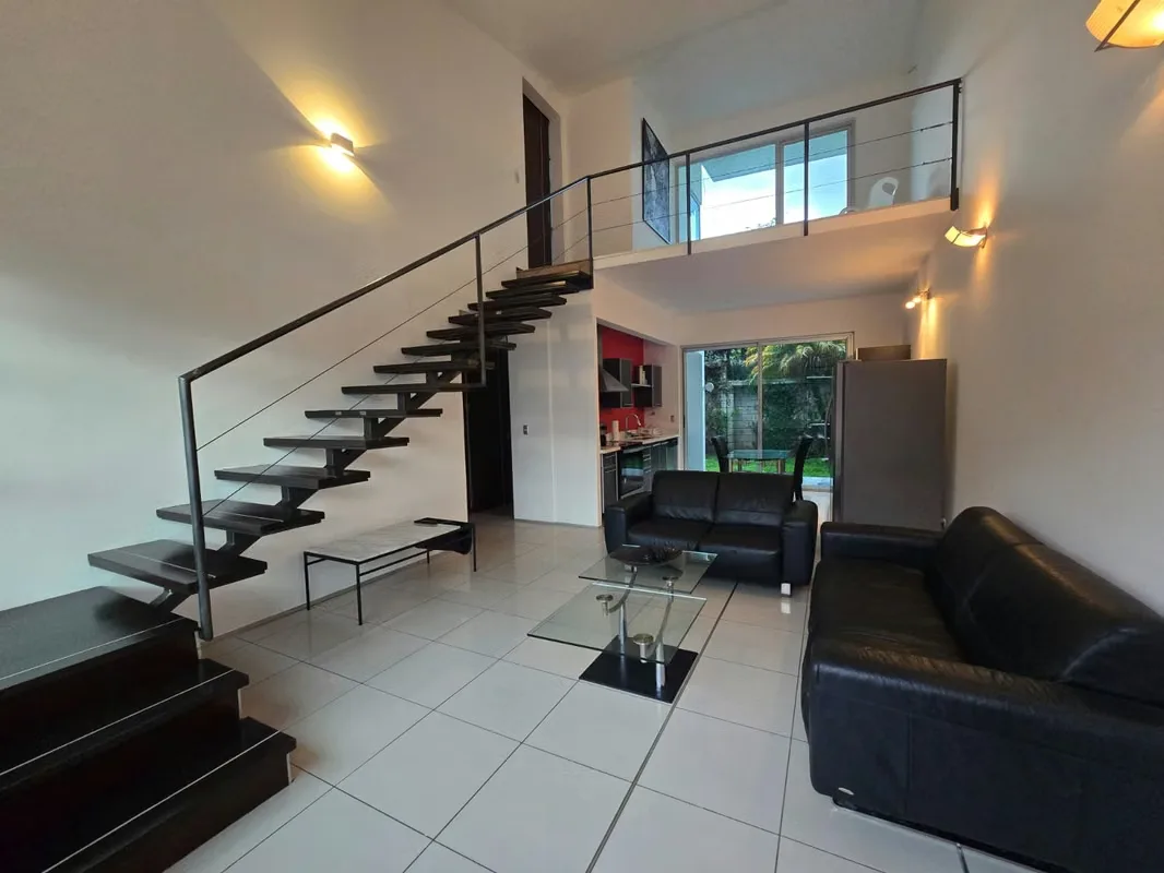 Ubicado en un condominio privado con solo 20 apartamentos, seguridad 24/7 y fabulosas áreas comunes para disfrutar.
