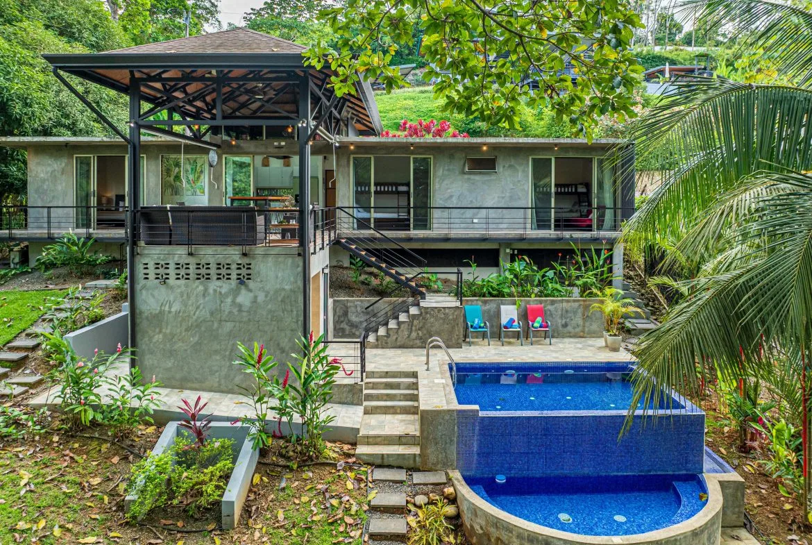 PROPERTY WITH THREE BEDROOM NEAR TO EVERYTHING, IN UVITA – 0.20 ACRES, photo 2