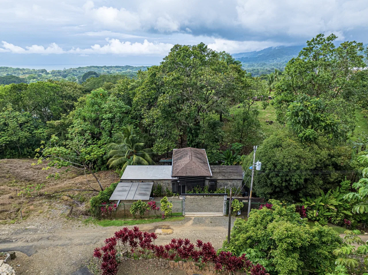 PROPERTY WITH THREE BEDROOM NEAR TO EVERYTHING, IN UVITA – 0.20 ACRES, photo 7