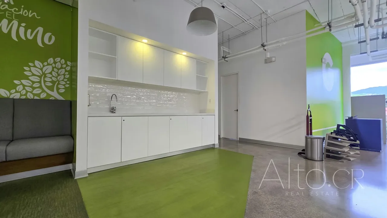 Oficina en Centro Corporativo Lindora de 221 m² en tercer nivel, ideal para call center, BPO o firma contable. Espacio diseñado para operaciones de alto volumen con excelente ..., photo 3